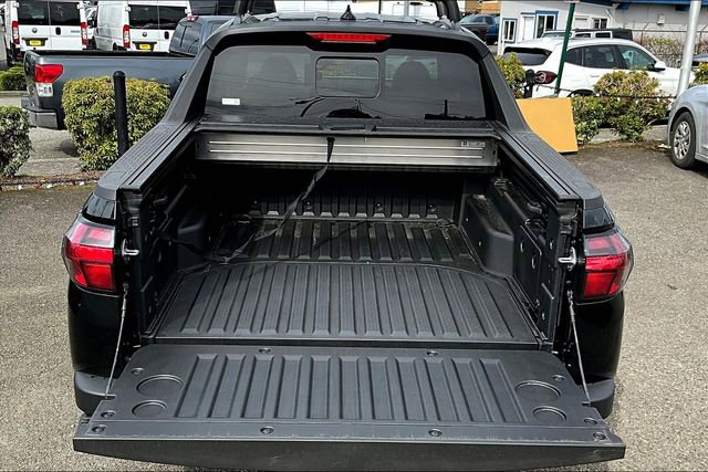 Used 2025 Hyundai Santa Cruz Limited image 24