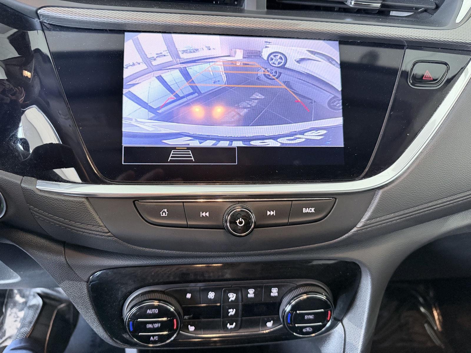 Used 2021 Buick Encore GX Select w/ Sport Touring Package AWD/4WD image 43