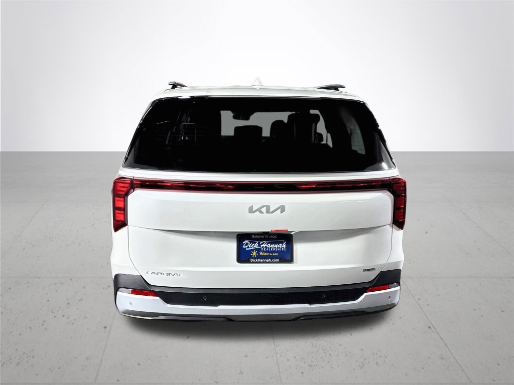 New 2027 Kia Carnival EX FWD image 7