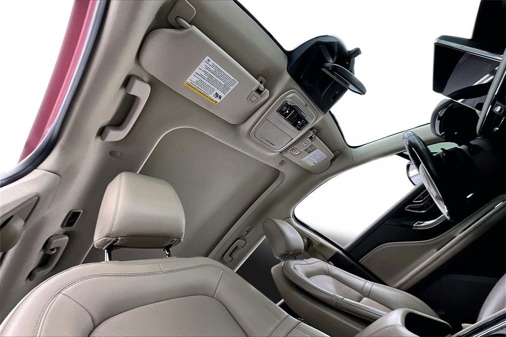 Used 2022 Lincoln Corsair FWD w/ Premium Package image 22