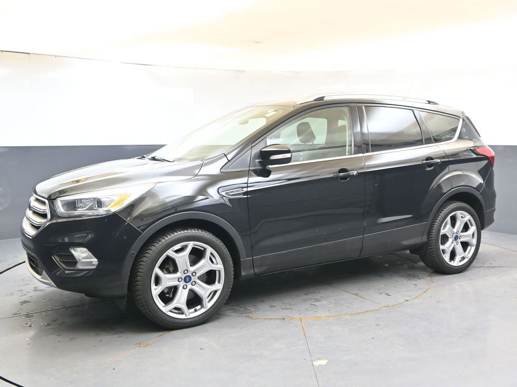 Used 2019 Ford Escape Titanium AWD/4WD image 2