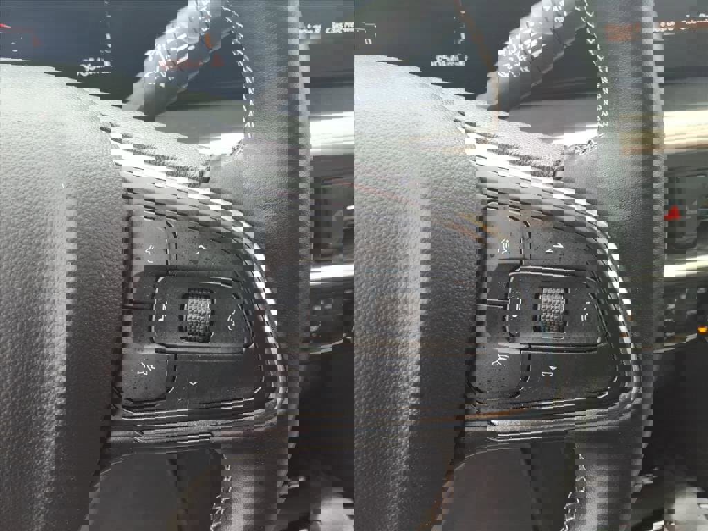 Used 2024 Buick Encore GX Preferred w/ Advanced Technology Package image 25