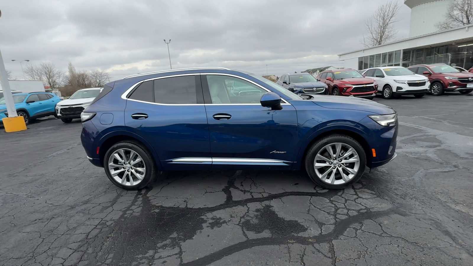 Certified 2023 Buick Envision Avenir AWD/4WD image 9