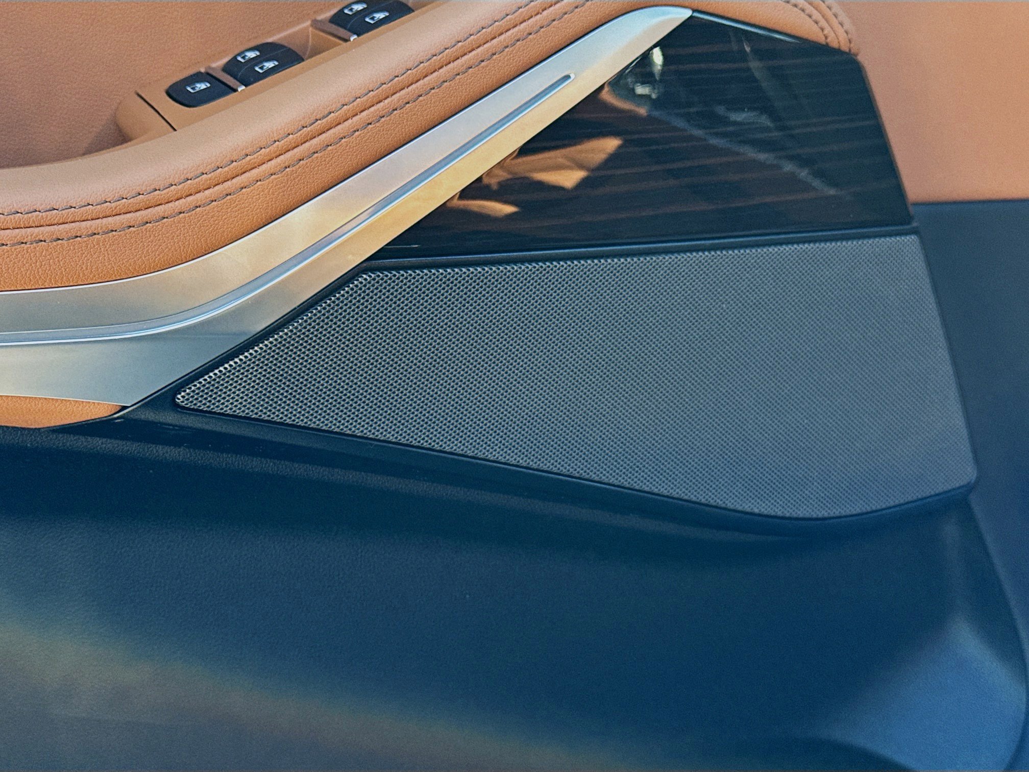 New 2026 BMW X5 xDrive40i w/ M Sport Package image 24