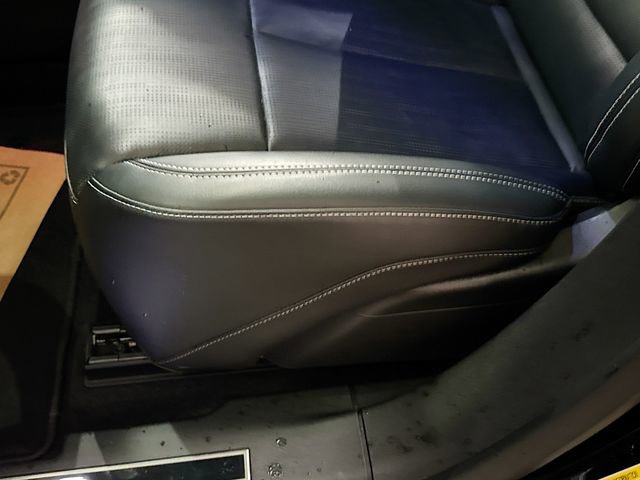Used 2023 Cadillac Lyriq 2WD image 21