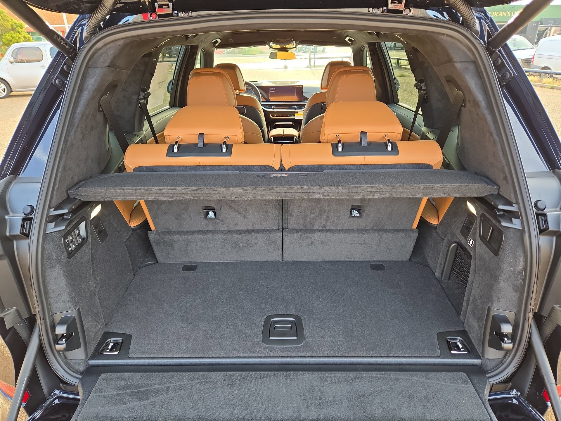 New 2027 BMW X7 xDrive40i w/ M Sport Package AWD/4WD image 12