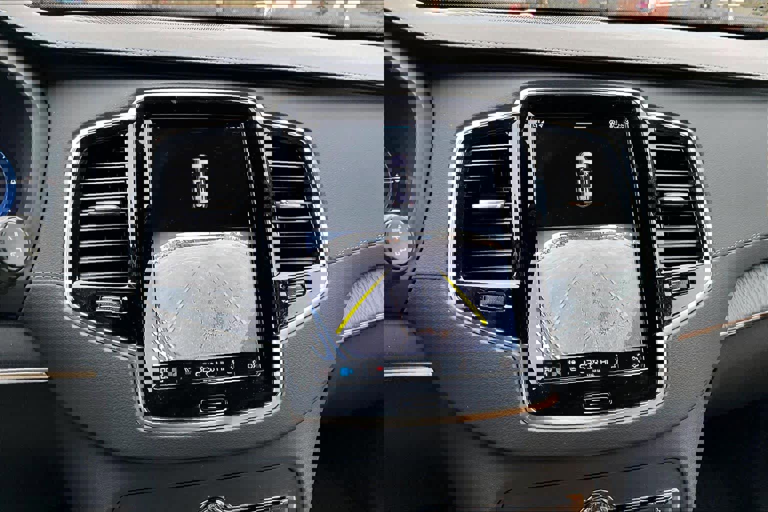 Used 2023 Volvo XC90 T8 Ultimate image 27