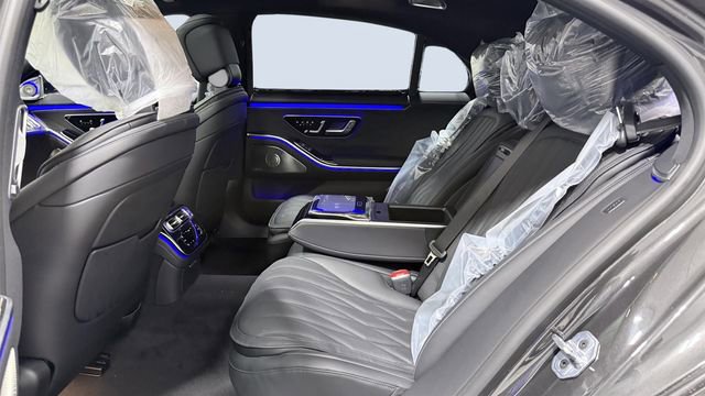 New 2026 Mercedes-Benz S 63 AMG S image 7