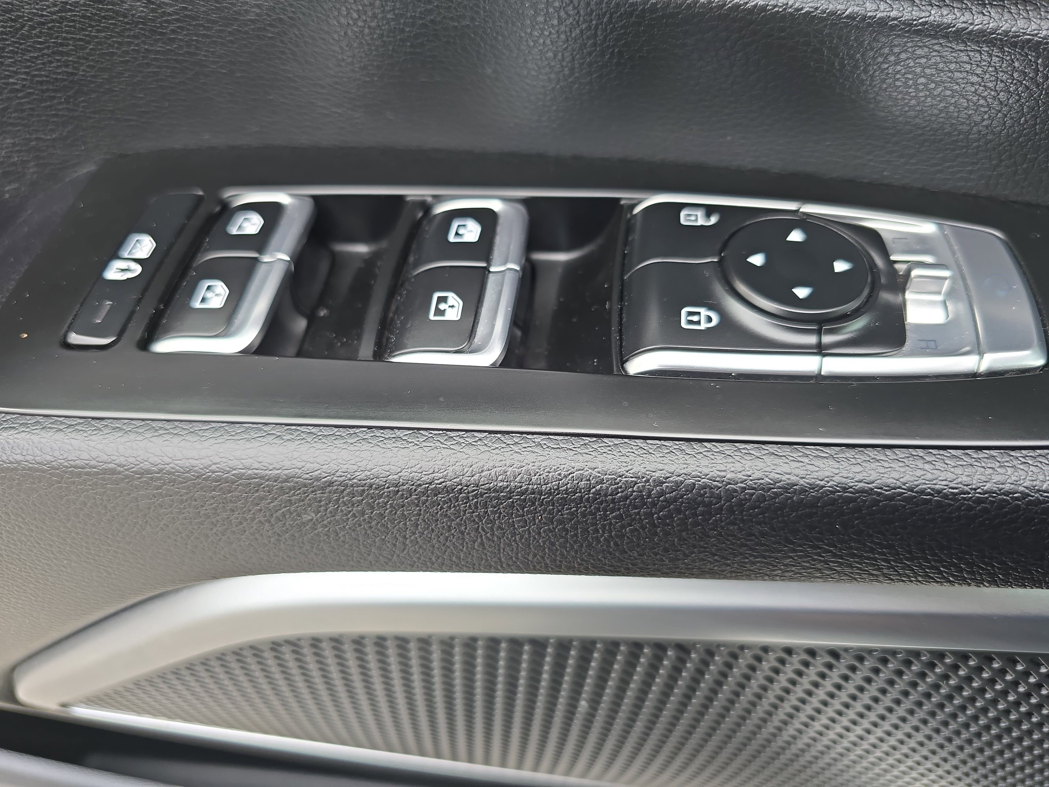 Used 2021 Kia Telluride SX w/ Nightfall Edition Package image 30