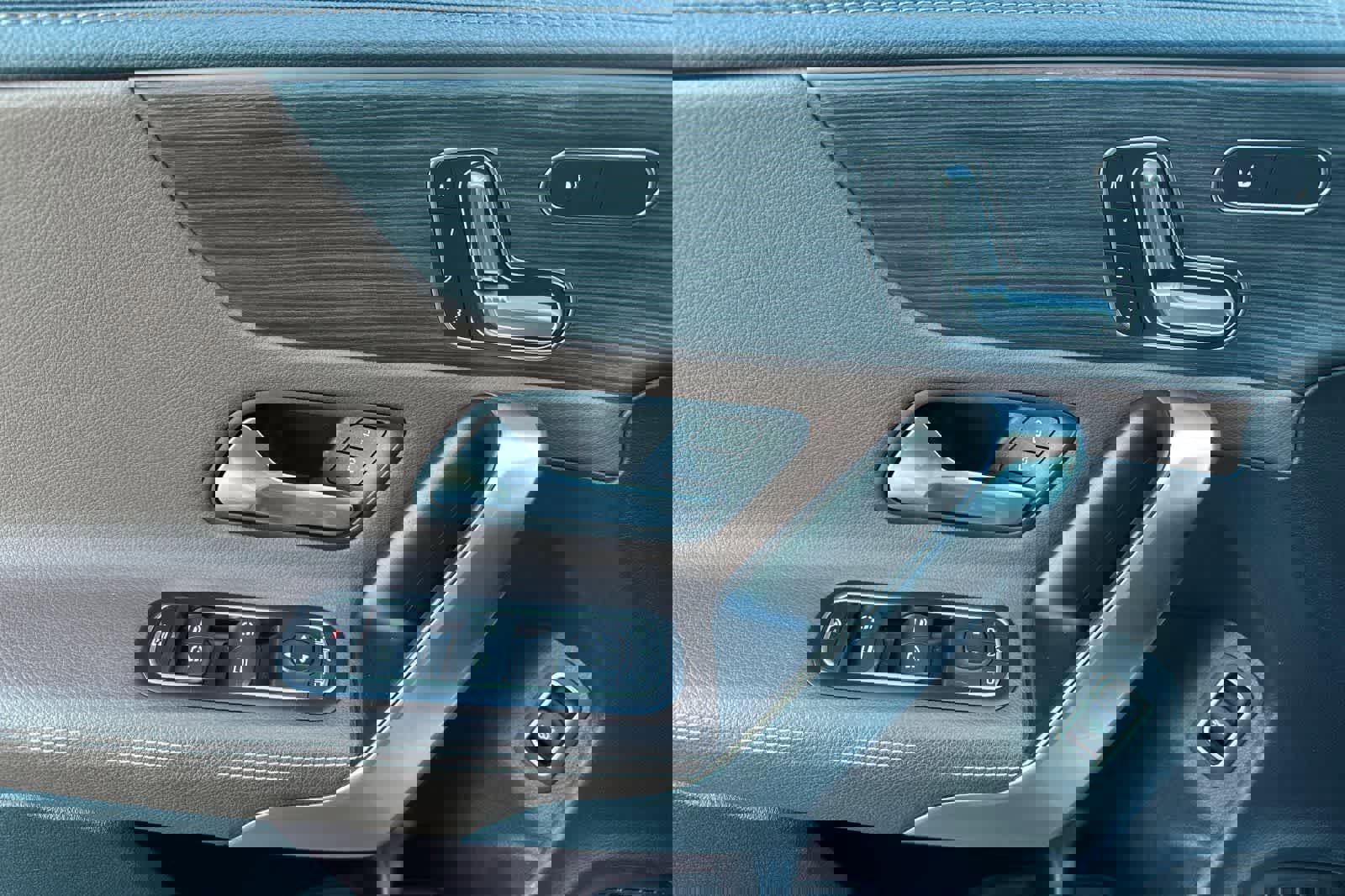 Used 2022 Mercedes-Benz CLA 250 image 12