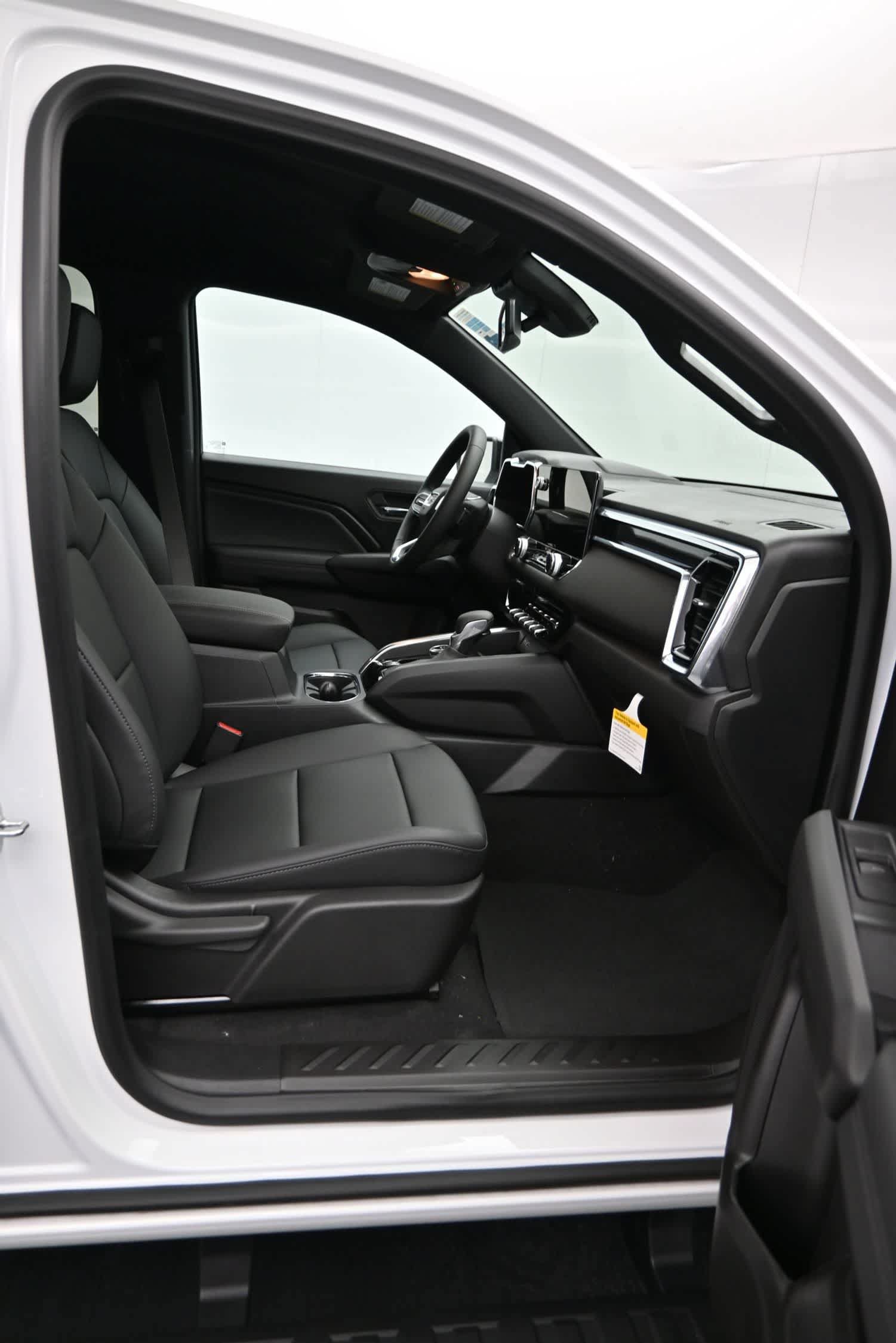 New 2026 GMC Canyon Elevation w/ Convenience Package AWD/4WD image 11