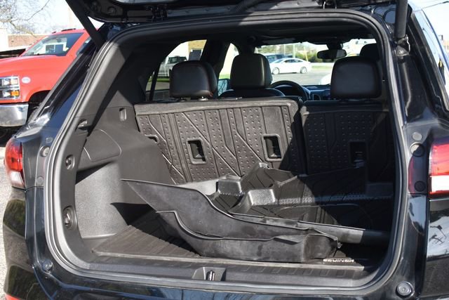 Used 2023 Chevrolet Equinox RS w/ RS Leather Package AWD/4WD image 19