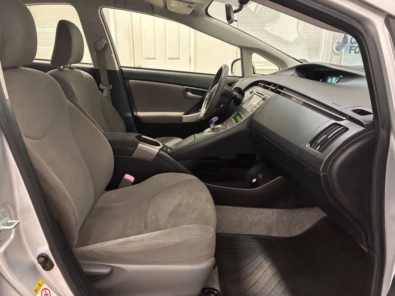 Used 2012 Toyota Prius Two image 19