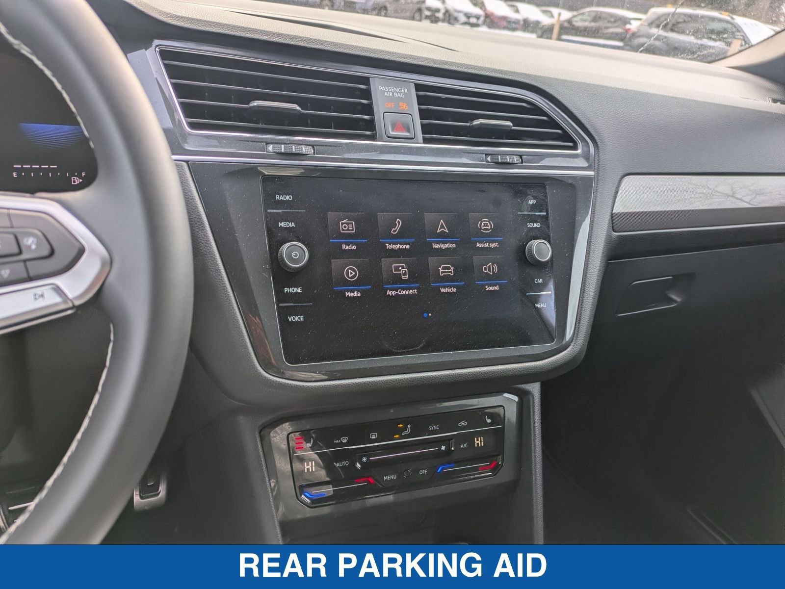 Used 2023 Volkswagen Tiguan SE R-Line image 21