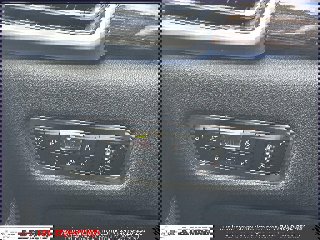 Used 2021 BMW X5 xDrive45e w/ Premium Package image 28