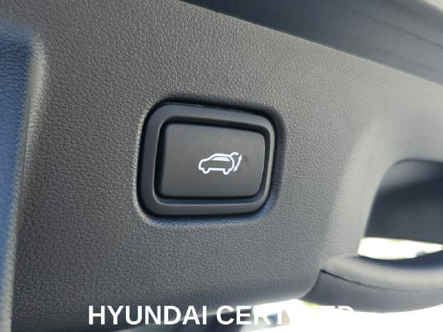 Certified 2024 Hyundai Tucson SEL w/ Convenience Package FWD image 9