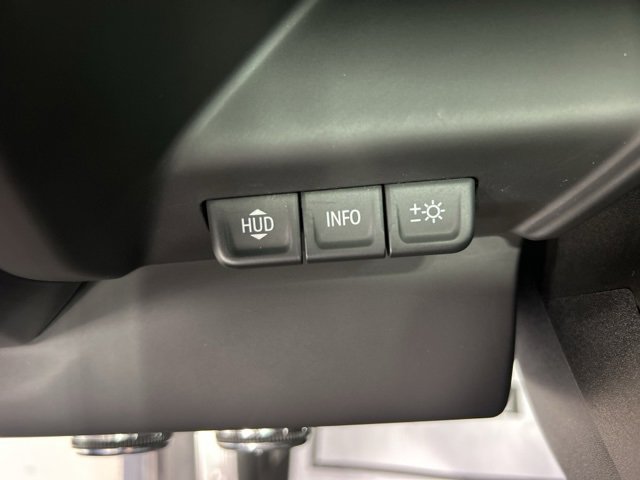 Used 2025 GMC Sierra 3500 Denali w/ Denali Reserve Package image 18