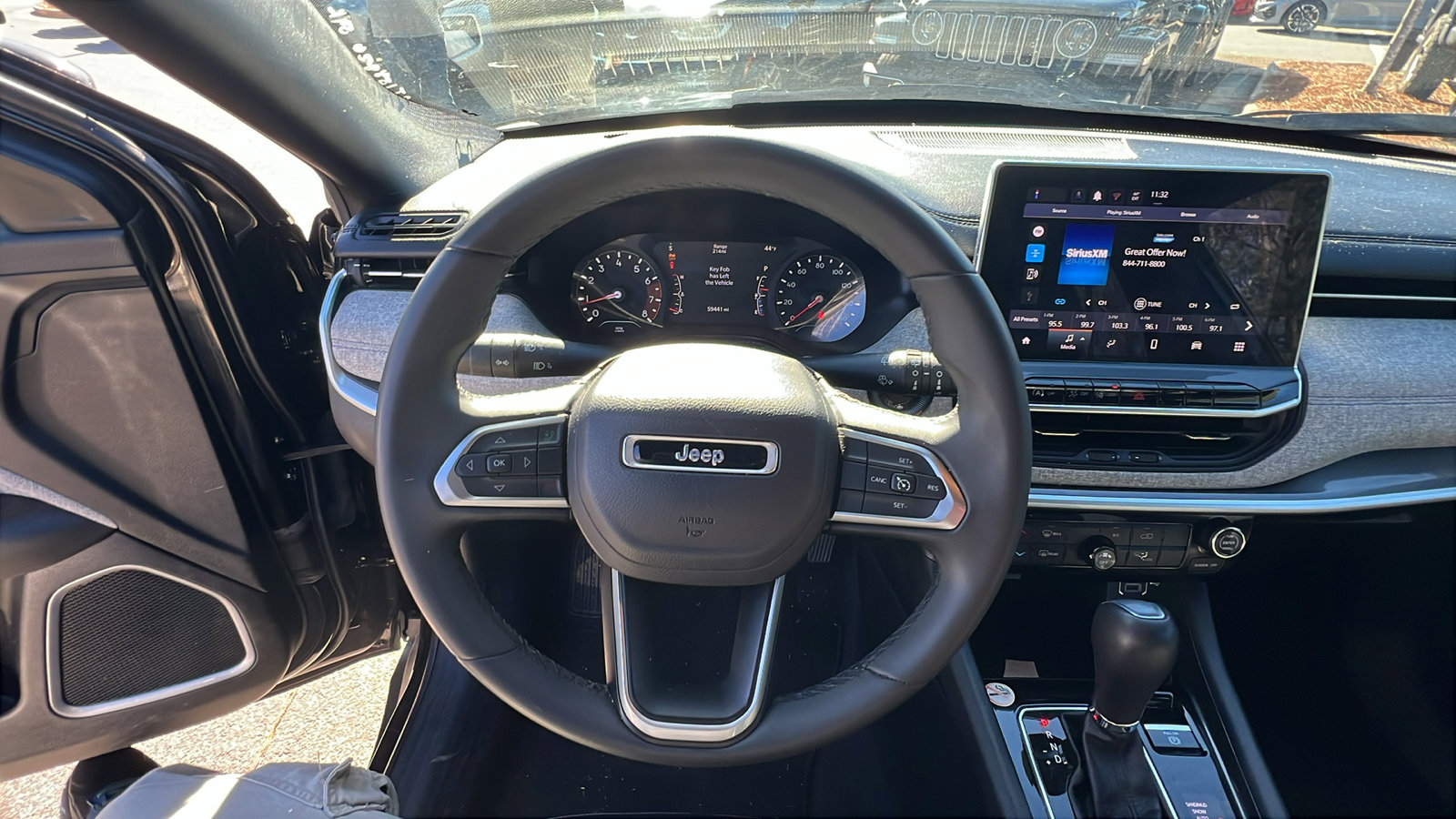 Used 2024 Jeep Compass Latitude image 25