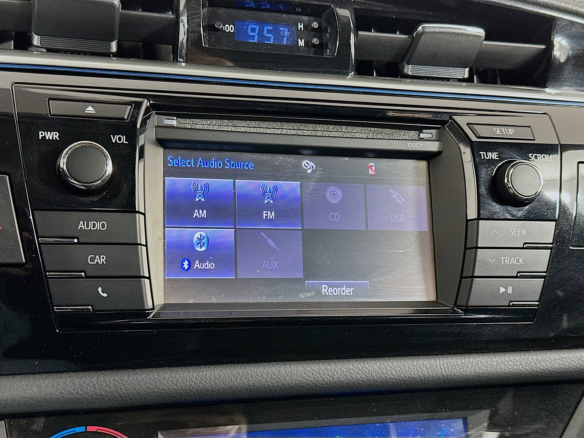 Used 2016 Toyota Corolla S image 21