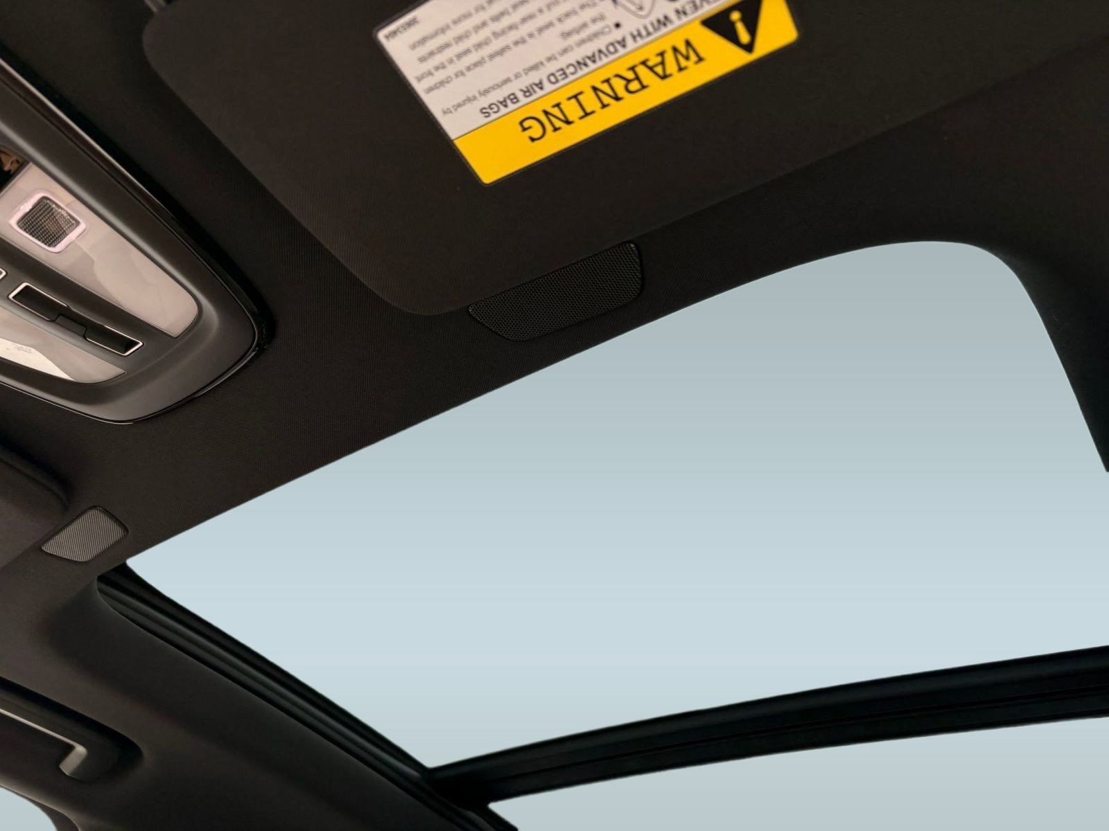 New 2026 Volvo XC90 B6 Plus w/ Protection Package image 31