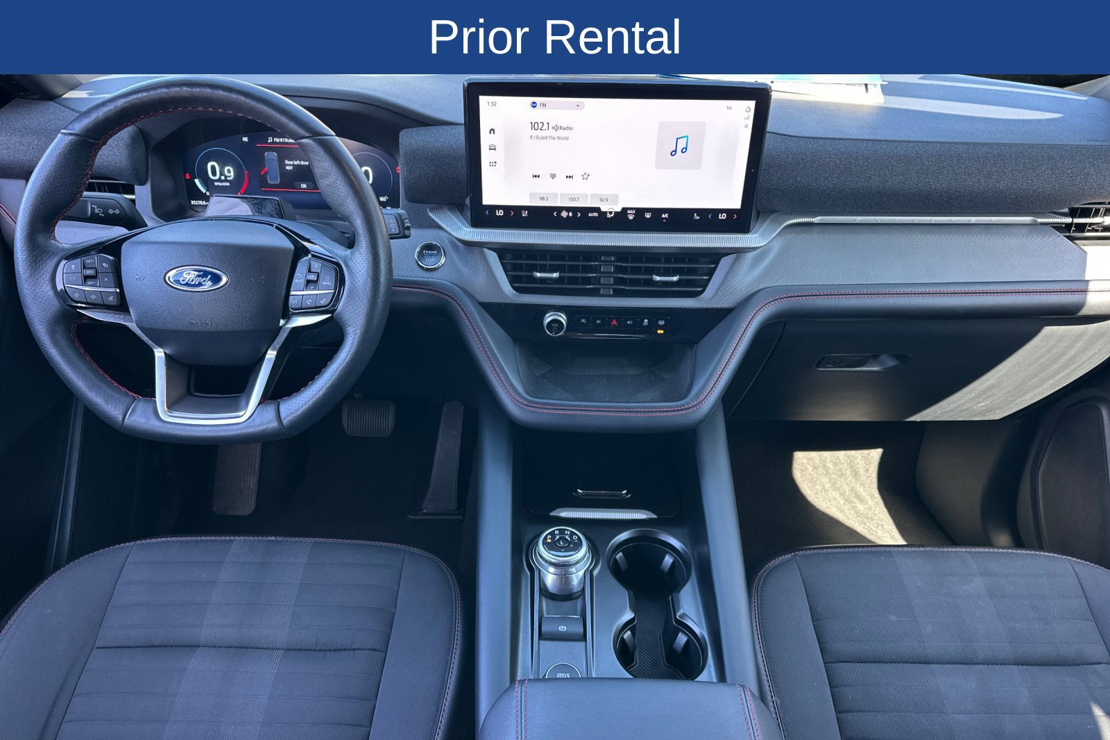 Certified 2025 Ford Explorer ST-Line AWD/4WD image 17