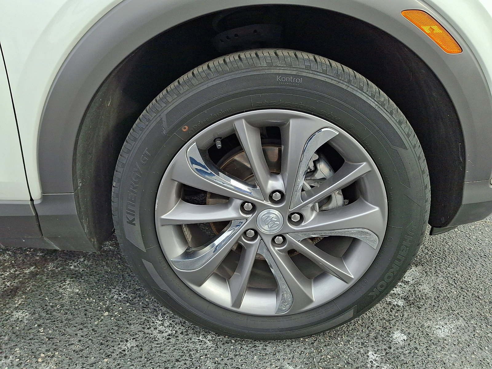 Certified 2023 Buick Encore GX Essence w/ Experience Buick Package image 11