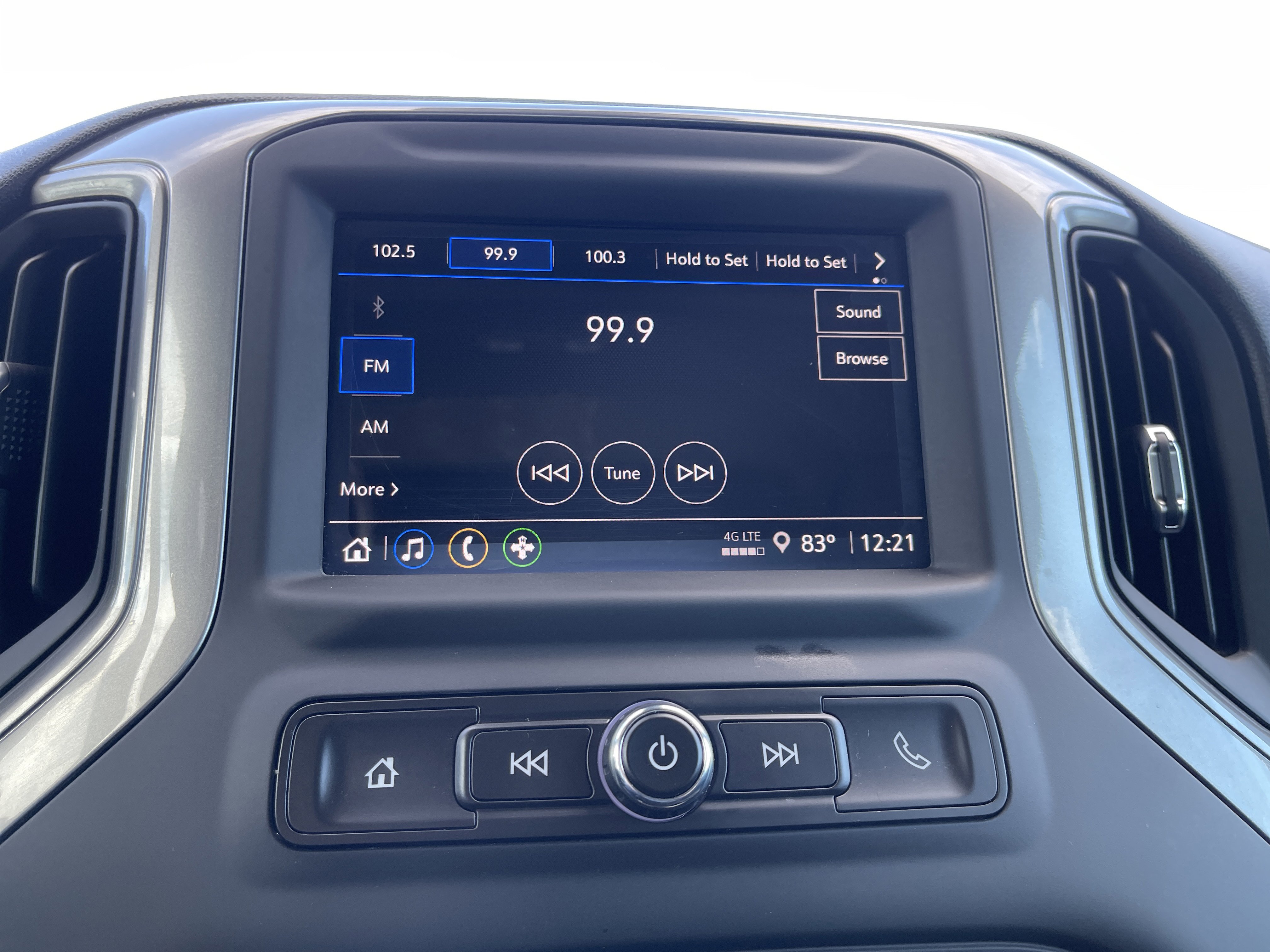 Used 2025 Chevrolet Silverado 1500 W/T w/ WT Value Package image 25