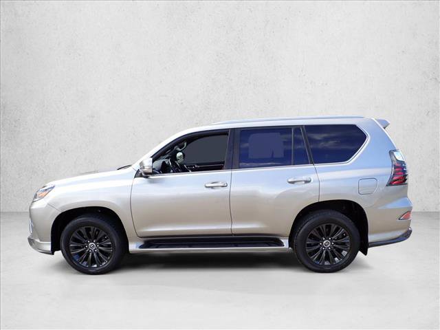 Used 2023 Lexus GX 460 Luxury w/ Sport Design Package image 2