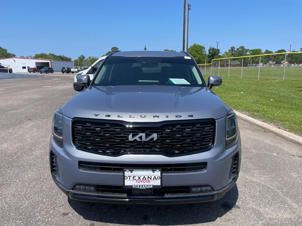 Used 2022 Kia Telluride SX w/ Nightfall Edition Package image 2
