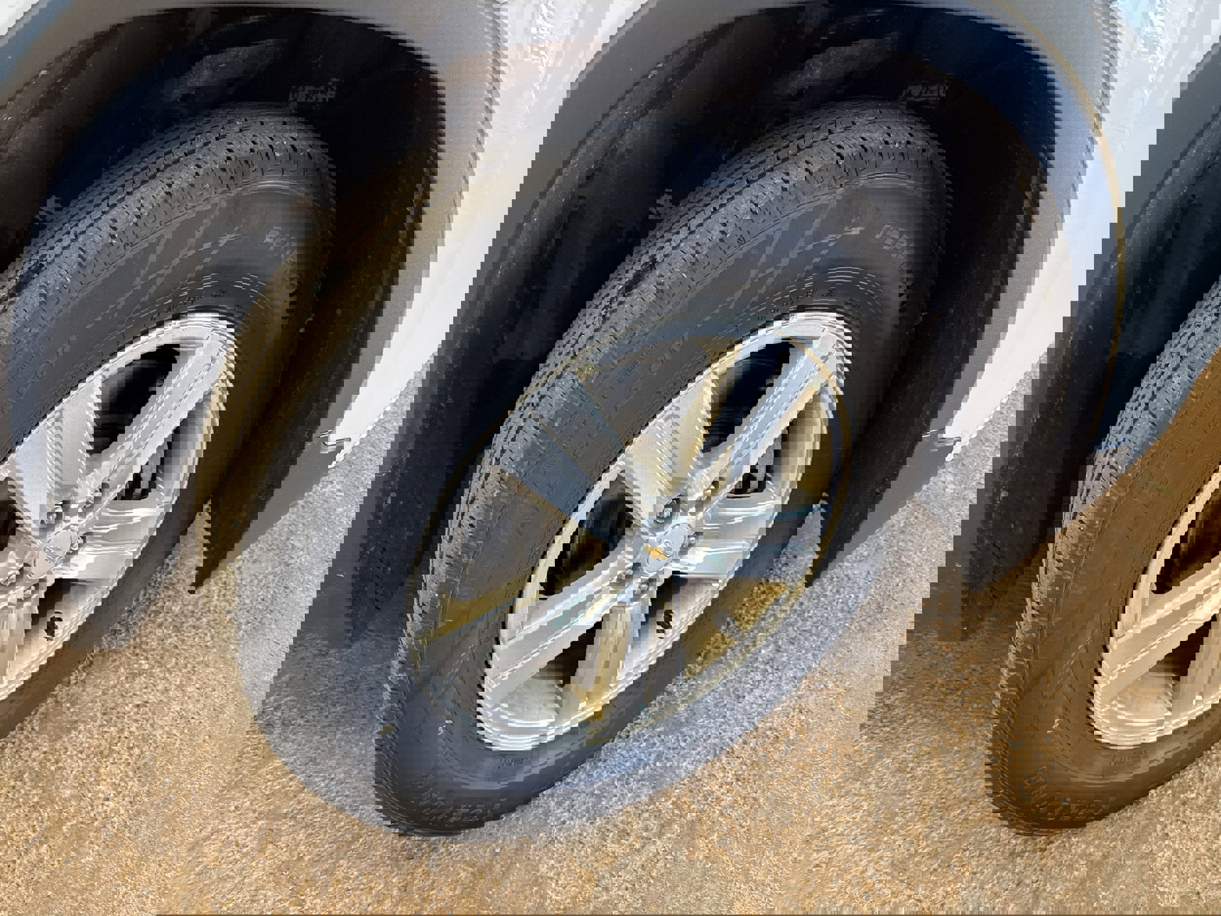 Used 2018 Chevrolet Trax LT w/ LT Convenience Package AWD/4WD image 11