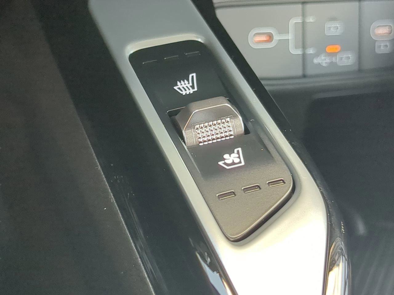 New 2026 Kia Sorento SX image 30