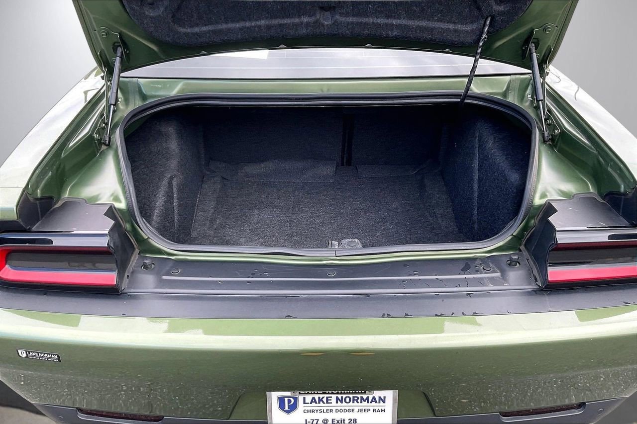 Certified 2022 Dodge Challenger R/T w/ Plus Package image 27