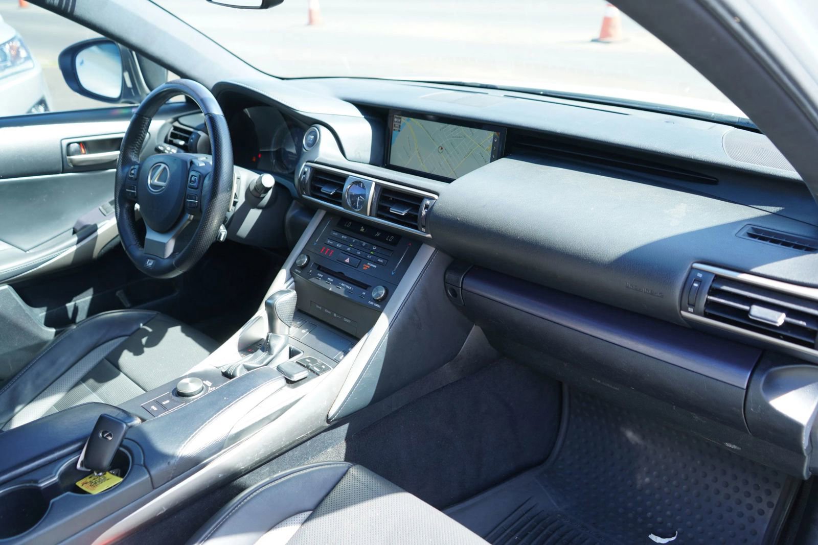 Used 2020 Lexus IS 350 F Sport RWD image 21