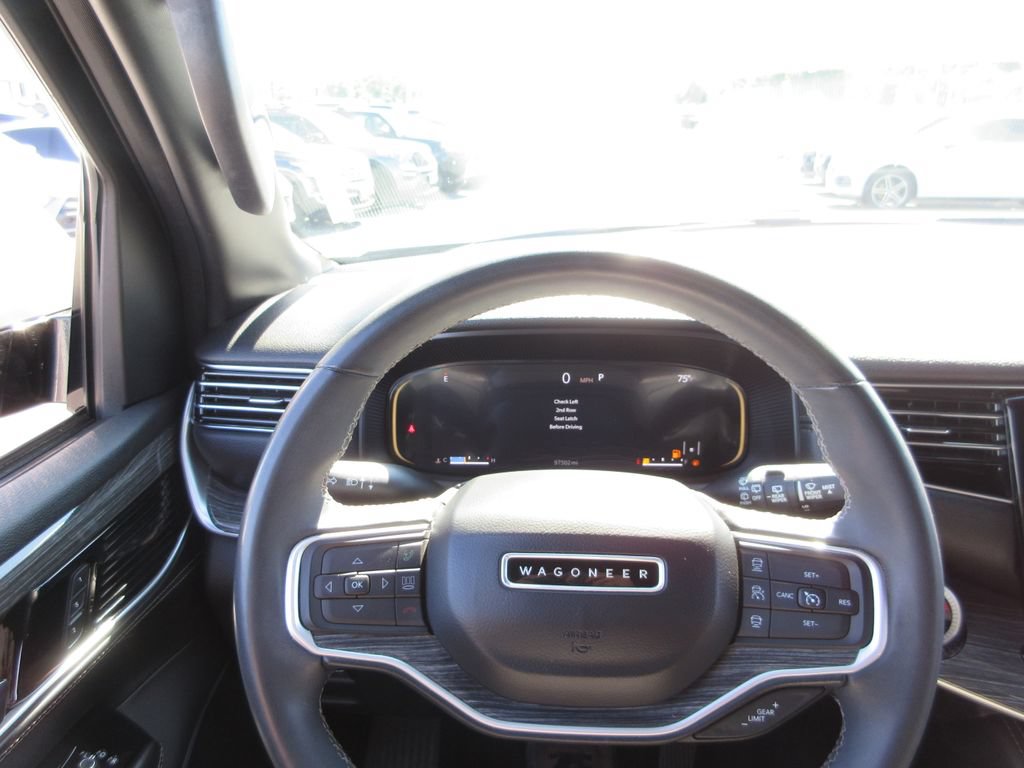 Used 2022 Jeep Wagoneer Series II w/ Premium Group I AWD/4WD image 32