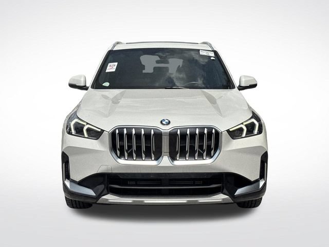 Used 2025 BMW X1 xDrive28i AWD/4WD image 10
