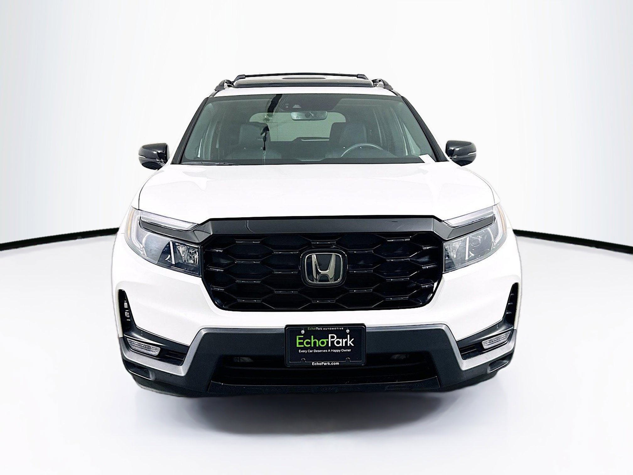 Used 2023 Honda Passport Elite image 2