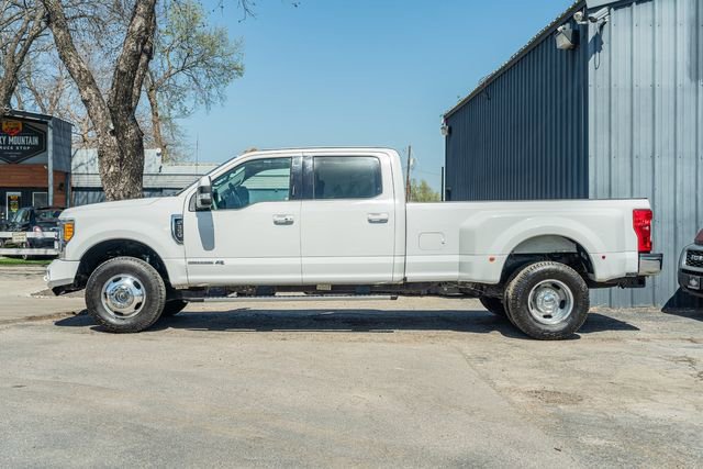 Used 2017 Ford F350 Lariat w/ Lariat Ultimate Package image 3