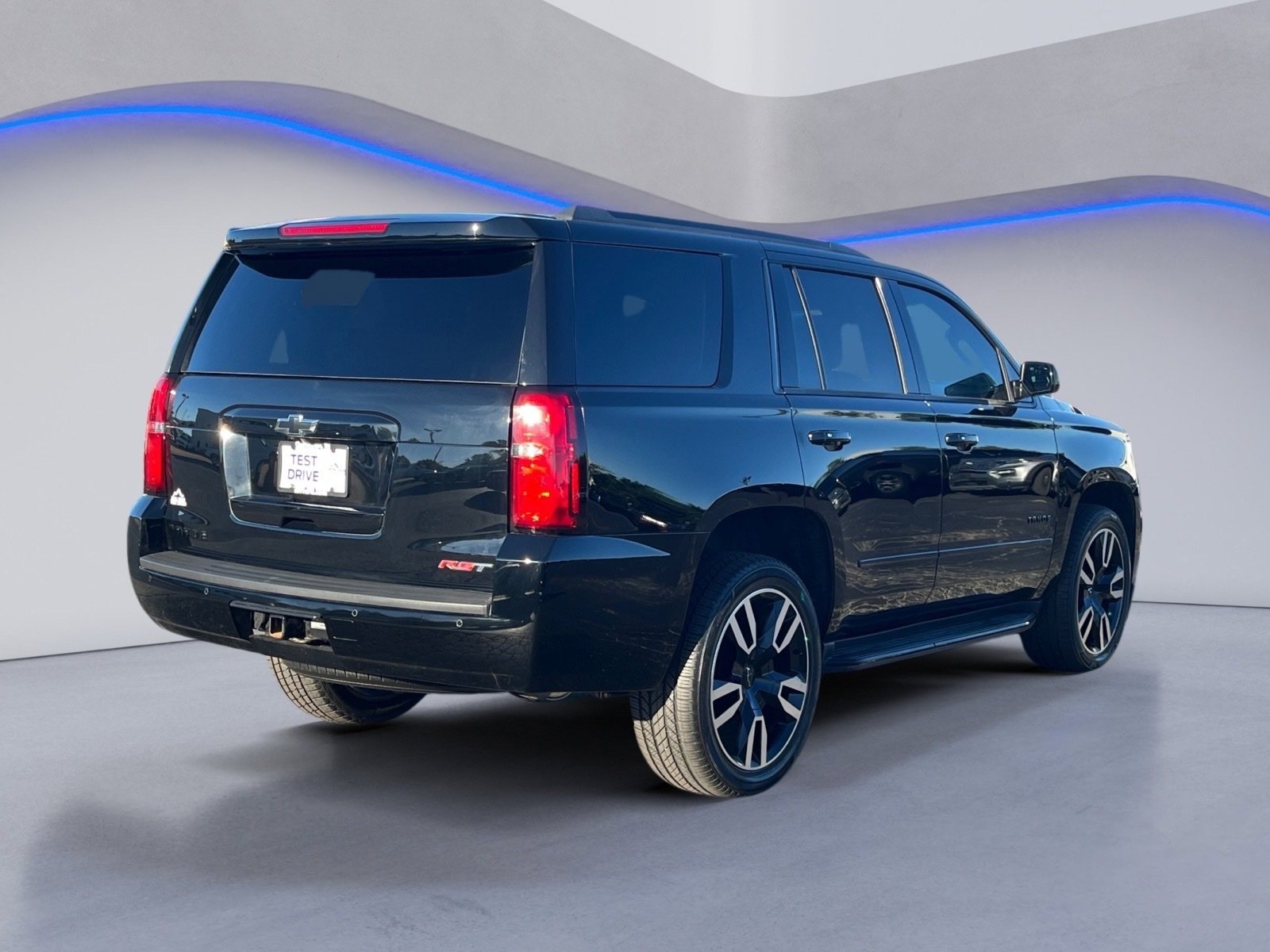 Used 2019 Chevrolet Tahoe Premier w/ RST 6.2L Performance Edition image 11