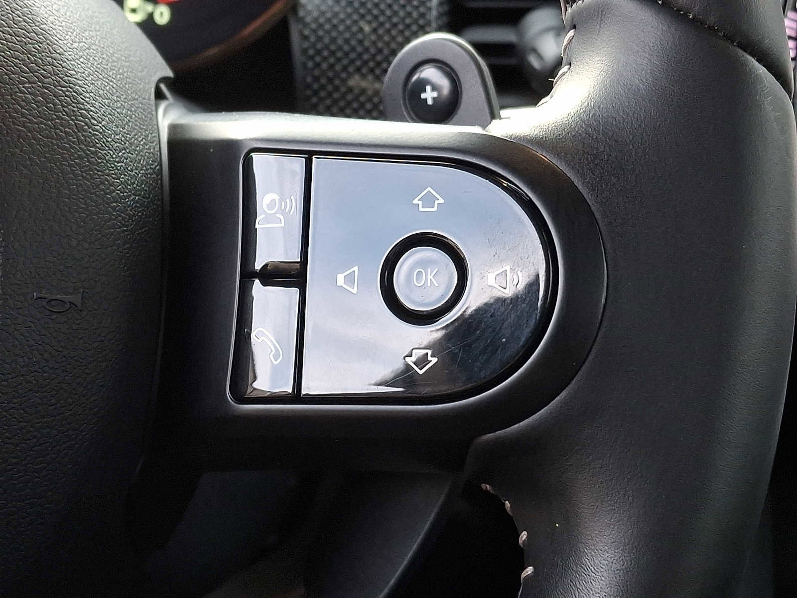 Used 2022 MINI Cooper S w/ Signature Upholstery Package image 14