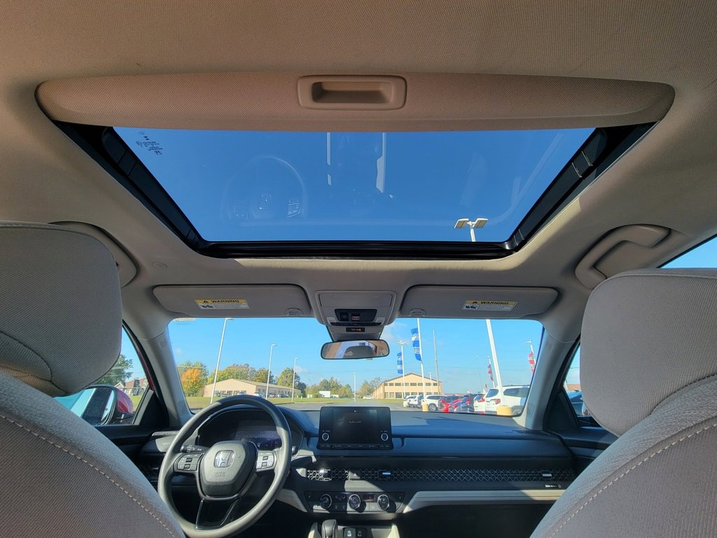 Certified 2024 Honda Accord EX image 10