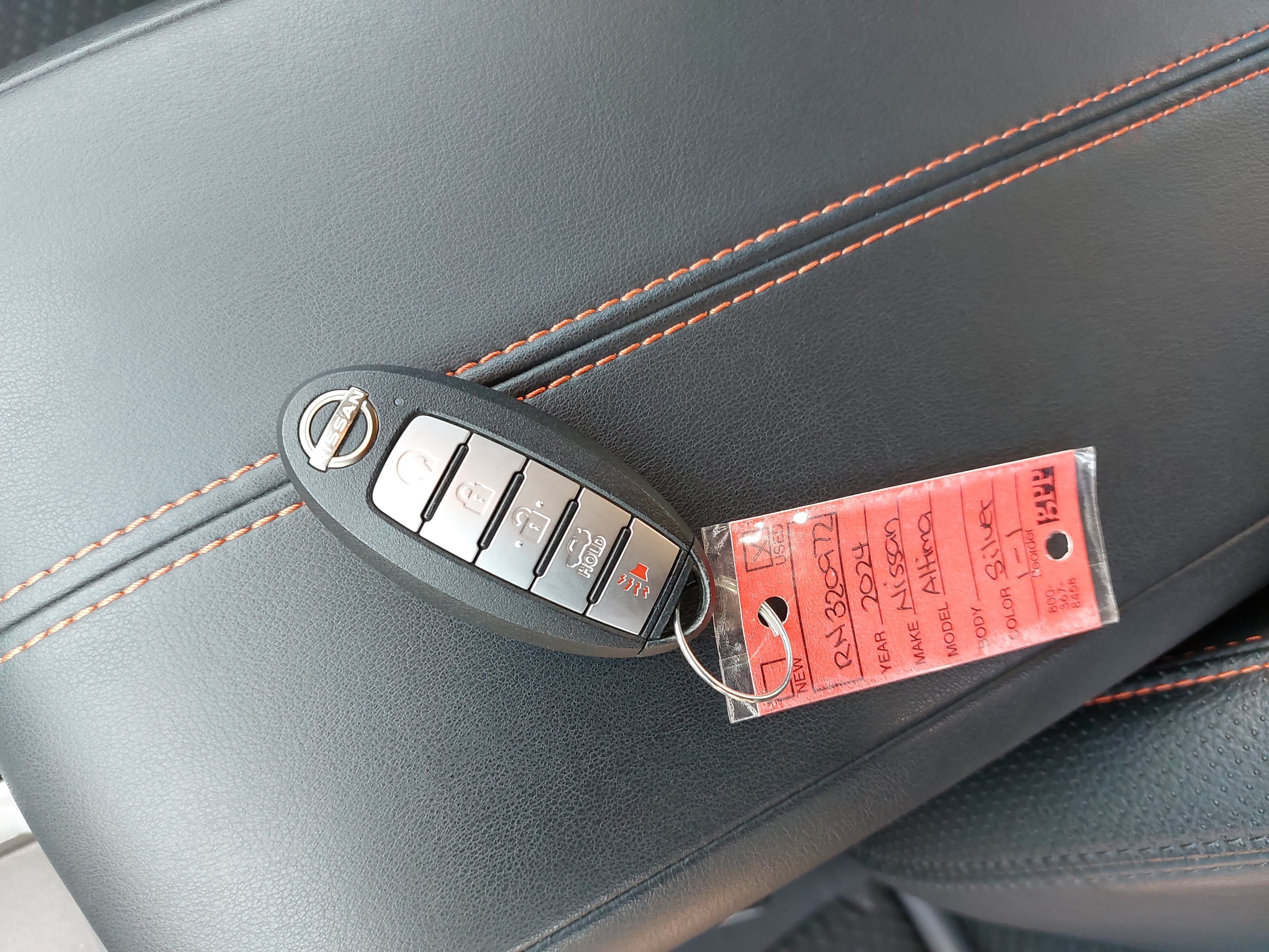 Used 2024 Nissan Altima 2.5 SR FWD image 37