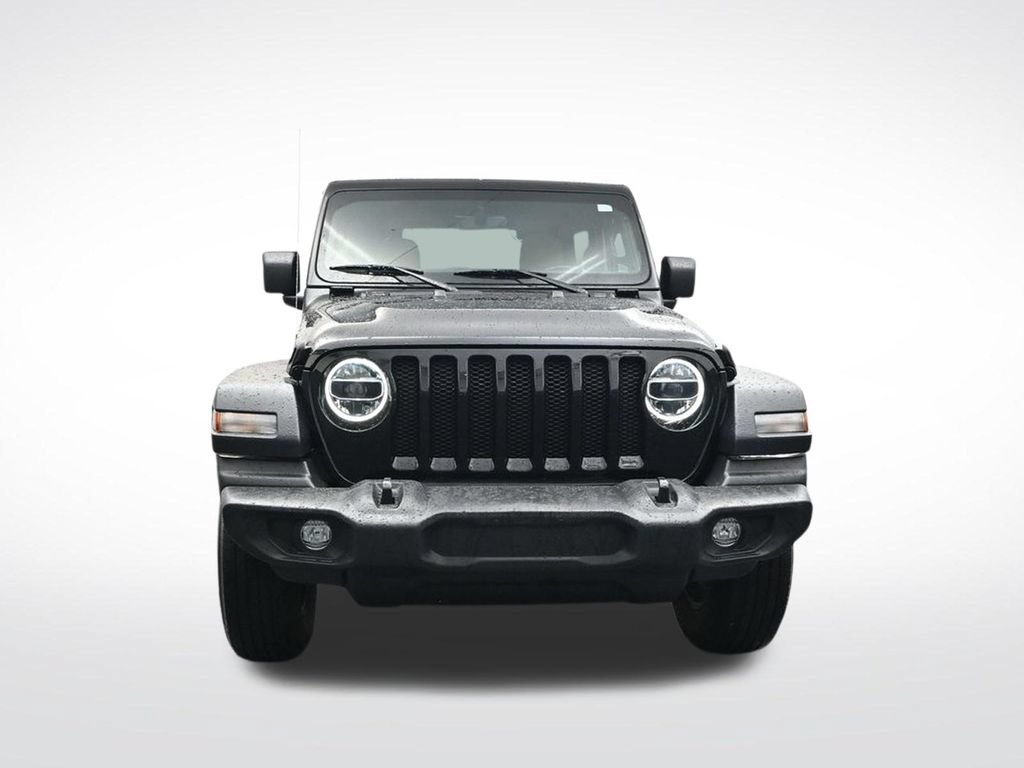 Used 2022 Jeep Wrangler Sport AWD/4WD image 2