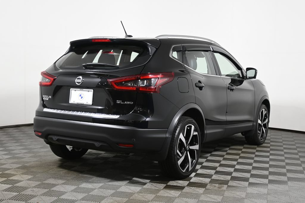 Used 2022 Nissan Rogue Sport SL w/ Premium Package AWD/4WD image 7
