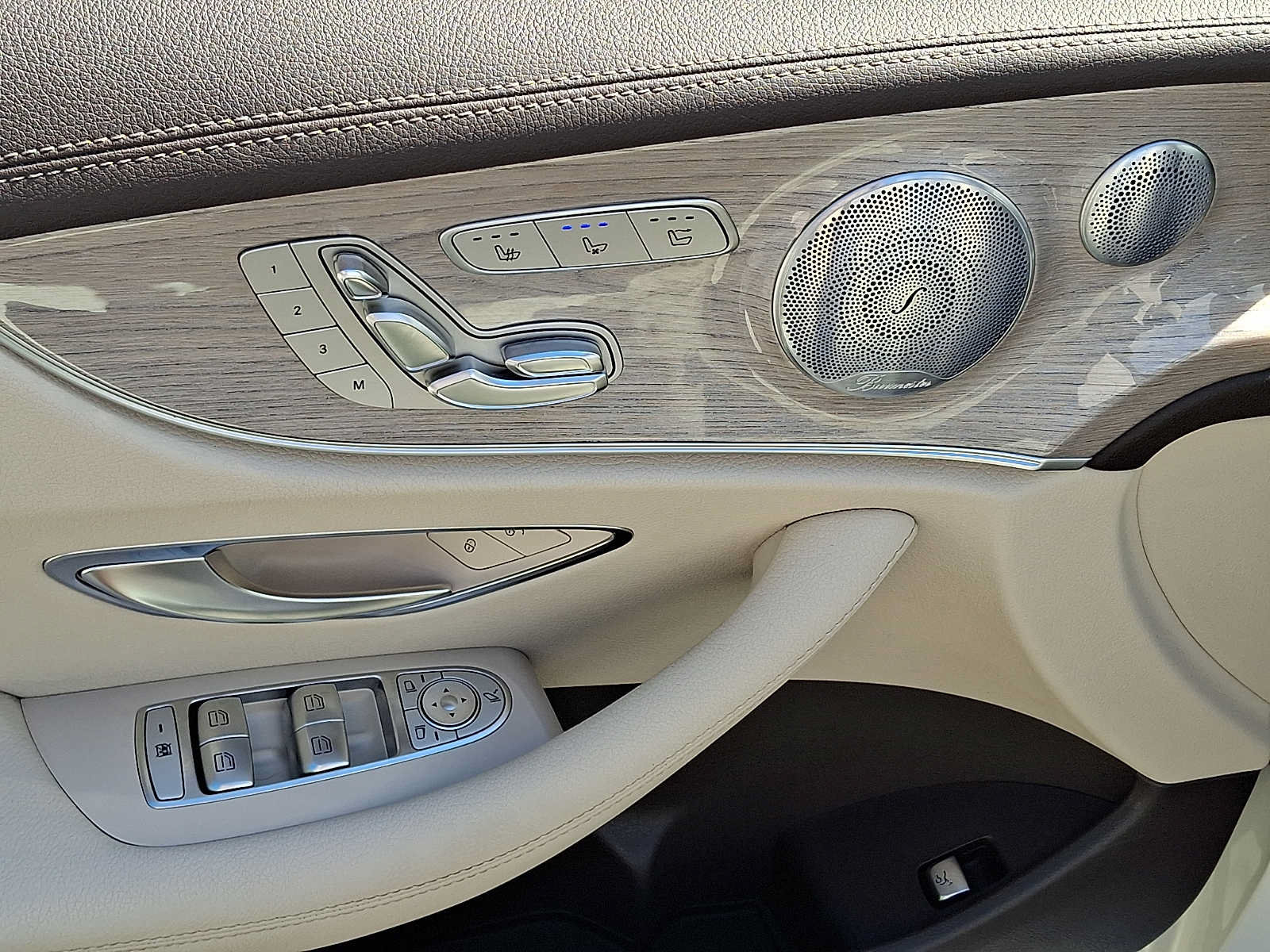 Used 2019 Mercedes-Benz E 450 4MATIC Cabriolet image 11