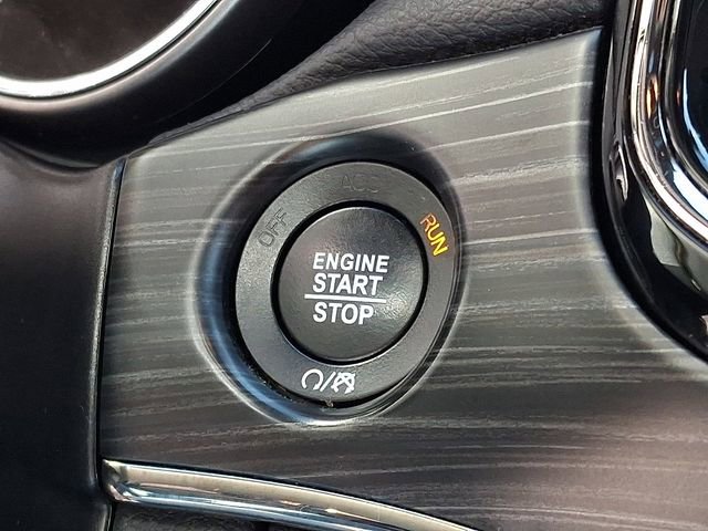 Used 2019 Jeep Grand Cherokee Limited X image 28