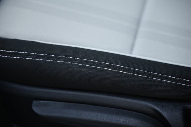 Used 2024 Hyundai Venue SEL image 22