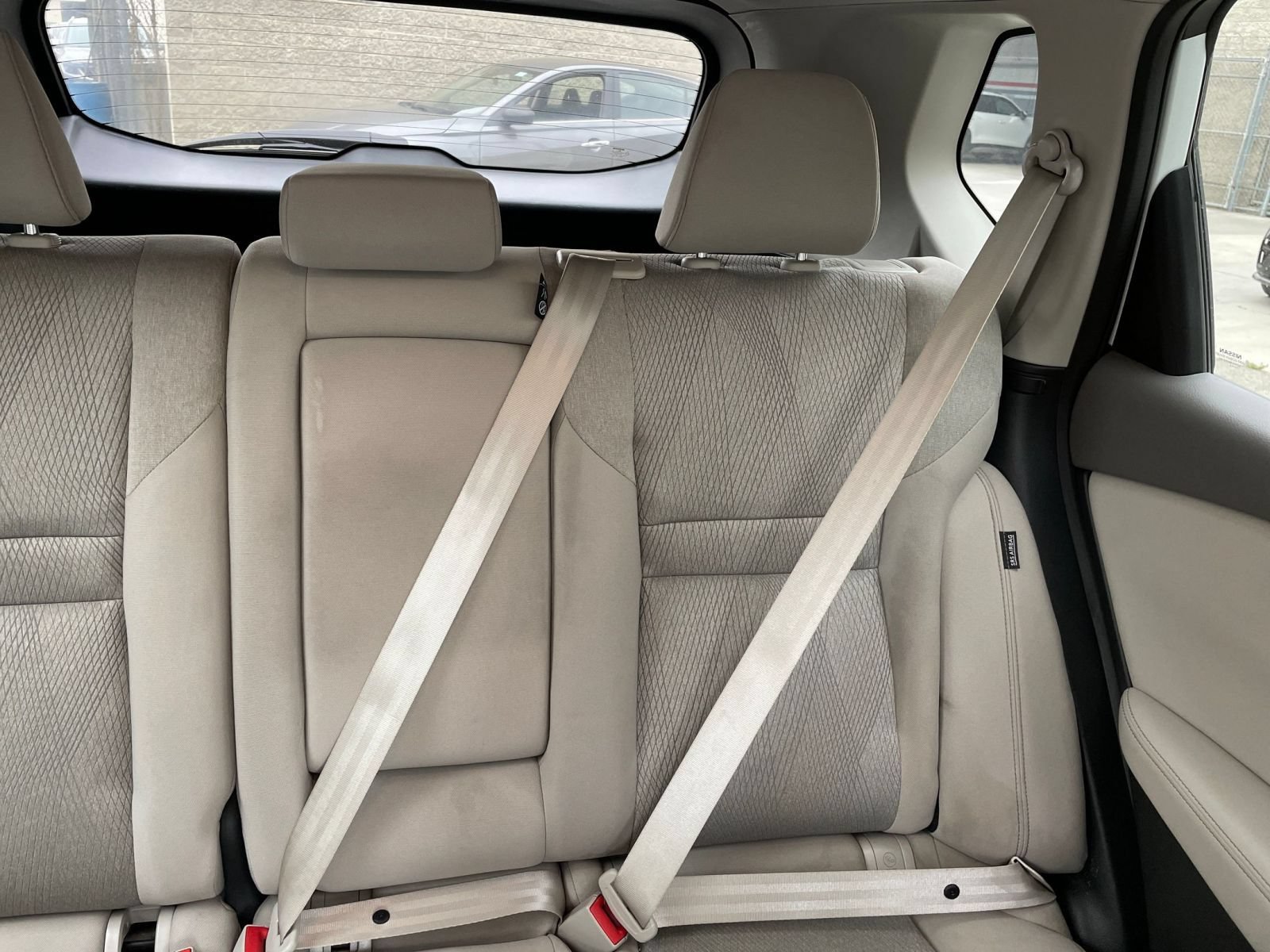 Used 2025 Nissan Rogue SV FWD image 39