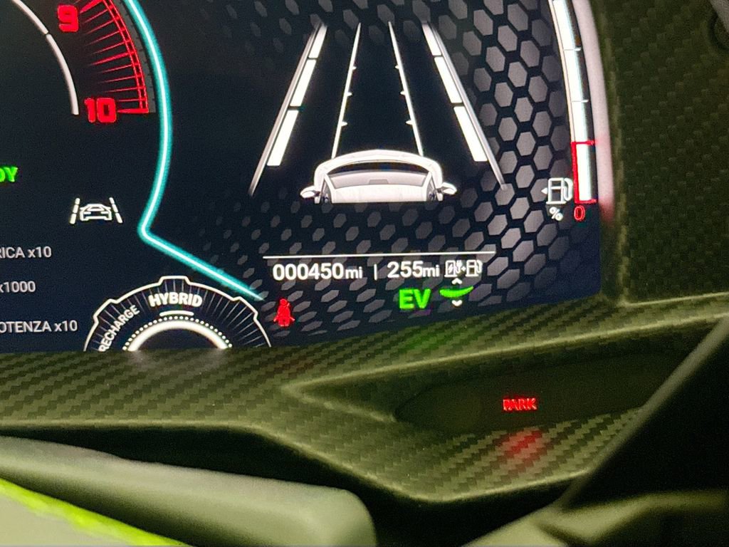 Used 2026 Lamborghini Revuelto image 12