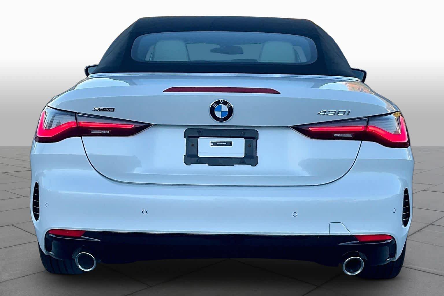 Used 2024 BMW 430i xDrive Convertible w/ Premium Package AWD/4WD image 4