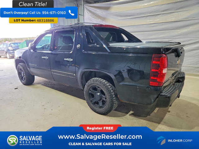 Used 2013 Chevrolet Avalanche LTZ AWD/4WD image 3
